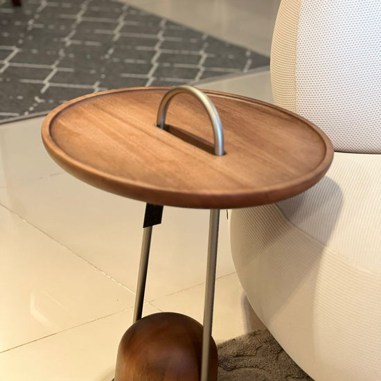 Mesa Lateral Luma