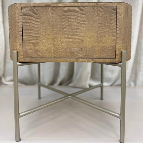 Mesa de Cabeceira Época
