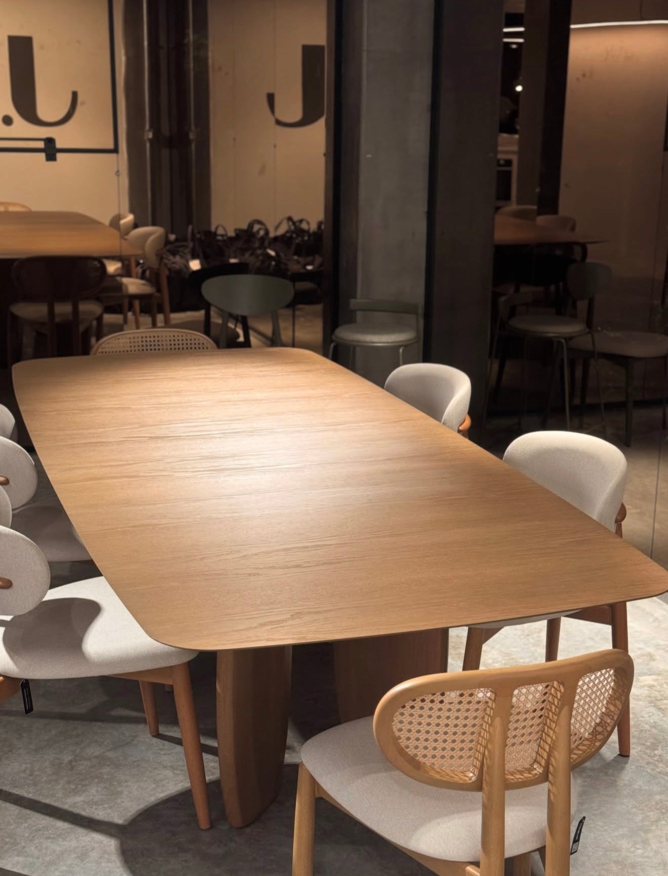 Mesa de Jantar Aurora