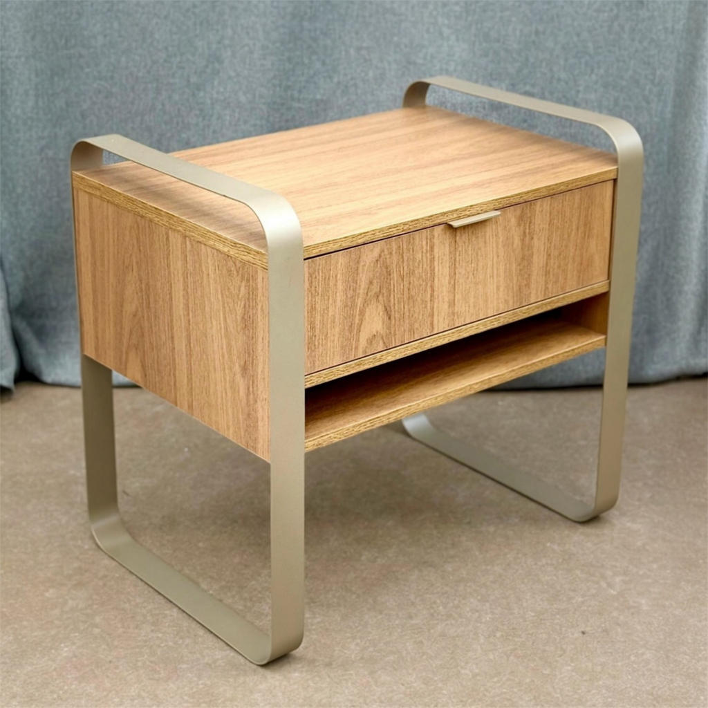 Mesa de Cabeceira Felix