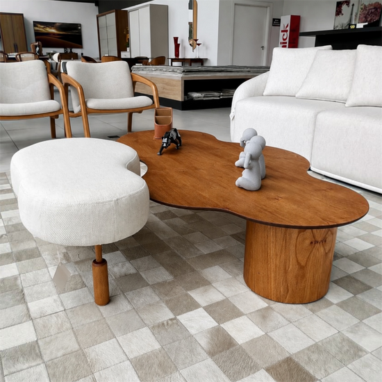 Mesa em Madeira Maciça com Puff - Mesa: 35x160x90cm - Puff: 45x95x55cm