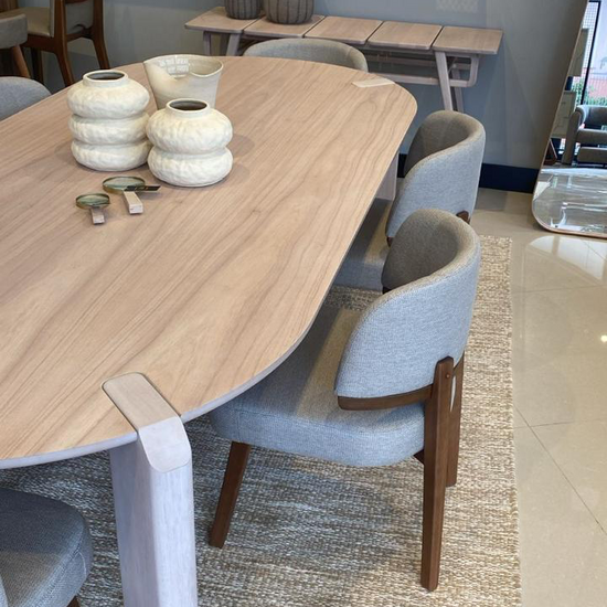 Mesa de Jantar Satoru