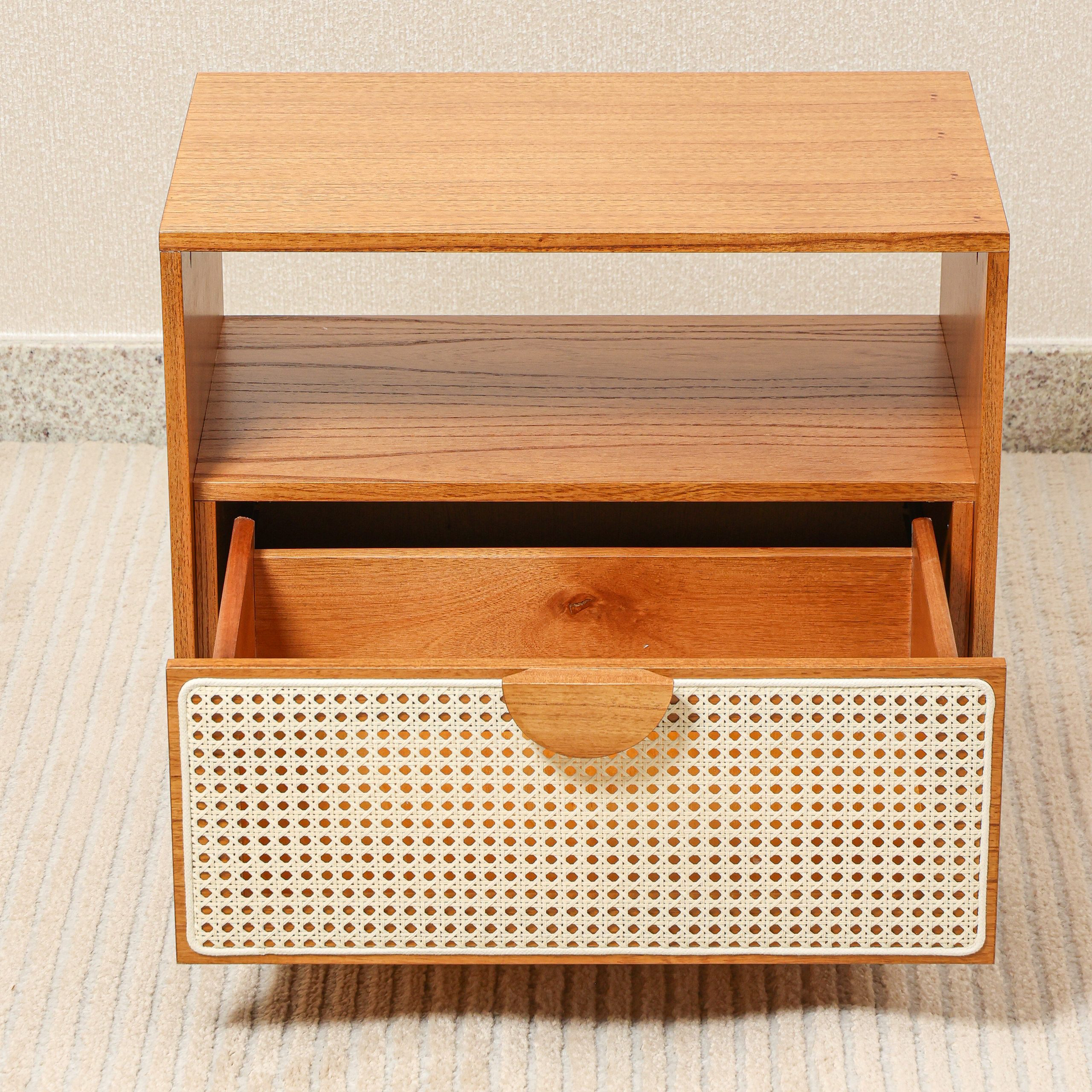 Mesa de Cabeceira - Medidas (AxLxP) 48x58x36cm
