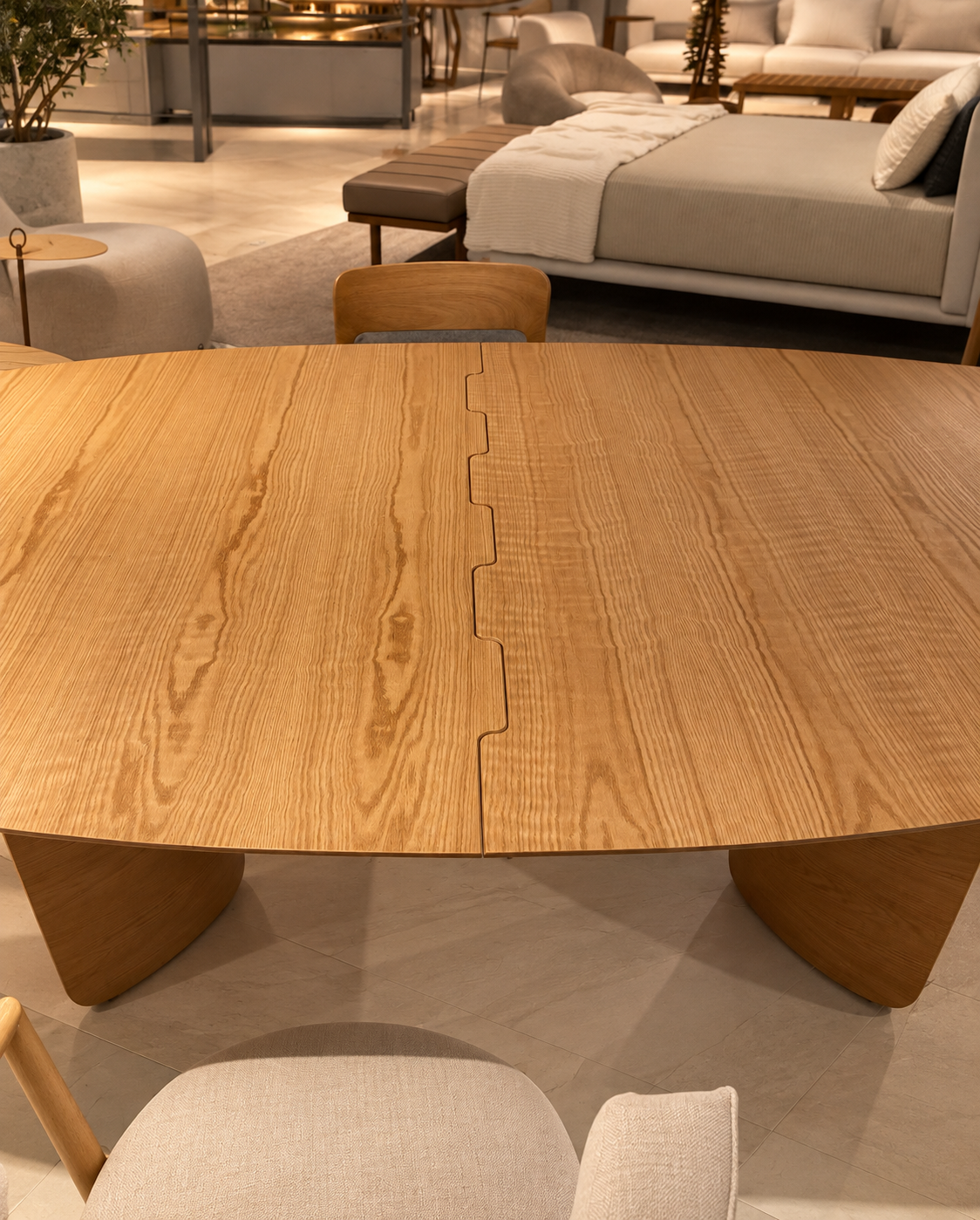 Mesa de Jantar Ambar Oval